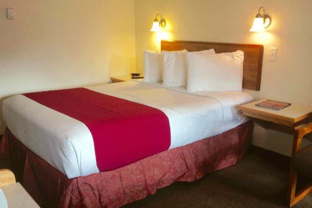 Ocean Breeze Motel Florence Buitenkant foto